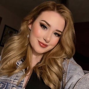 Meet your Posher, Allie